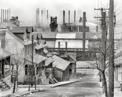 Houses And Steel Mill November 1935 Bethlehem Pennsylvania Photo By Walker Evans Via Shorpy Com With Images Walker Evans Steel Mill Bethlehem Steel