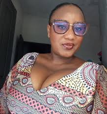 Eish I'm tired now guys at the age of 40 no partner in love with,, I'm  looking for that one man who is tired of mjolo like me ,, my inbox is