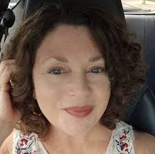 Legendary Comedian Bob Hope's $13 Million Iconic Spaceship-Shaped Mansion  in Palm Springs, California 🌌🏠. Photos in Comments. It's an architectural  wonder with a rich history, The Bob & Dolores Hope Estate, designed