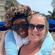 Why do chickens stretch out one wing and one leg?