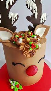 If you like christmas birthday cake, you might love these ideas. Pin By Brook Benson On Navidad Reindeer Cakes Christmas Cake Decorations Xmas Cake