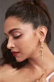 Welcome to the official page of deepika padukone. Deepika Padukone S Latest Disco Look Prooves That She Nails The Instagram Game