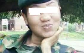 ANOTHER LUSAKA FEMALE SOLDIER SHOOTS HER CHEATING BOYFRIEND! A 30 year old  female soldier this morning almost killed her 35 year old boyfriend after  she found him having seex without a condom