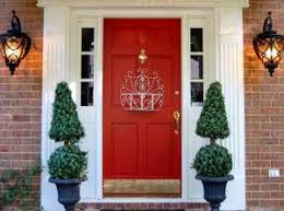 Pintu garasi mobil juga dapat digunakan sebagai pintu samping menuju dalam rumah. Tips Menentukan Posisi Pintu Utama Rumah Menurut Feng Shui