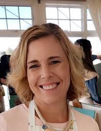 Lynn Heiser's Instagram, Twitter & Facebook