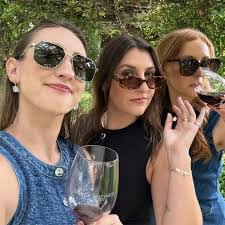 Natalie Skipper's Instagram, Twitter & Facebook