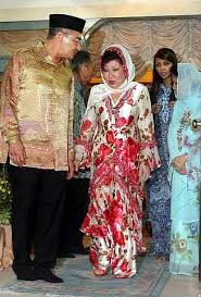 Ia sangat menghormati sosok ulama asal medan, sumatera utara itu. Hishammuddin Jamin Institusi Raja Tetap Dihormati Semasa Mstar