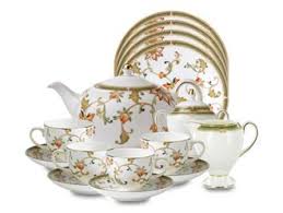 It has been defined as ware with a translucent body containing a minimum of 30% of phosphate derived from animal bone and calculated calcium phosphate. Fine Bone China Tea Sets Englishteastore Com