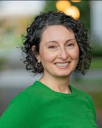 Jennifer Jaeger's Instagram, Twitter & Facebook