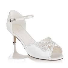 Hisaki In 2020 Wedding Shoes Low Heel Ivory Wedding Shoes Wide Fit Sandals
