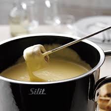 Schweizer Kasefondue Rezept Rezepte Kasefondue Kasefondue Rezept