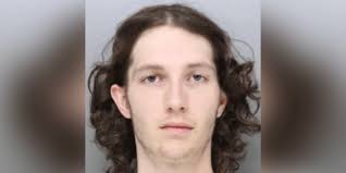 Police: Man brandished gun at bouncer at bar in the Banks