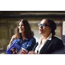 Nos Reines Du Jour Valerie Chevalier Directrice Generale De L Opera Orchestre National Montpellier Occitanie Et Audrey Brahim Couple Photos Couples Instagram