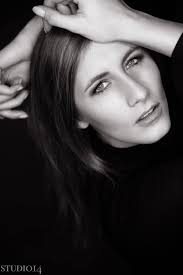 leider bin ich hier sehr inaktiv, ich versuche mich zu bessern, ansonsten  findet ihr meine arbeiten auf unserer Studio 14 Seite © Joanne d Art Model: Stefanie  Seitz