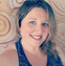 Katie Beane's Instagram, Twitter & Facebook