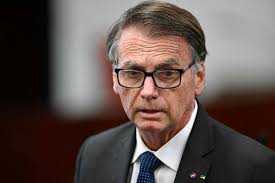 Bolsonaro Assigné à Résidence! Pourquoi le Brésil Tremble?