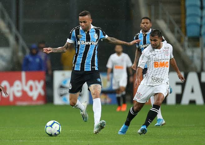 [COMENTE] Você é a favor da contratação do atacante Luan para temporada 2020?