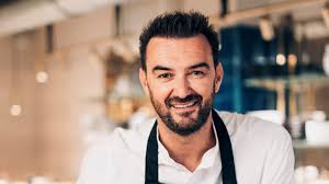 Les cinq cuvées coups de cœur de Cyril Lignac, chef préféré des français