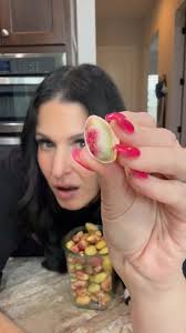 ⭐️FOOD REVIEW⭐️ RAW PISTACHIOS⭐️ #foodreview #rawpistachios #mukbang
