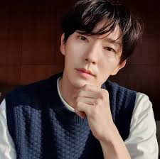 It aired on tvn every wednesday and thursday from july 29 to september 23, 2020, and streamed internationally on iqiyi. Lee Joon Gi Moon Chae Won Heads Cast Of The Flower Of Evil K Luv