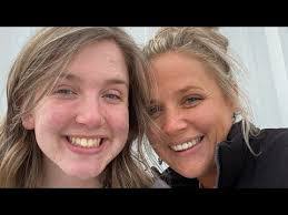 Shannon Danner's Instagram, Twitter & Facebook