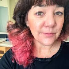 Lisa Epp's Instagram, Twitter & Facebook