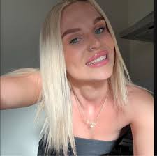 Not selling , looking for a recliner chair or sofa for my grandparents.  Must be in good clean condition please. Inbox me if you have anything  please ☺️