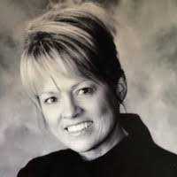 Lisa Sartain's Instagram, Twitter & Facebook