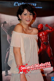 Diarahkan oleh yusry abdul halim dan skrip oleh meor shariman. Fasha Sandha Tidak Hadir Di Sidang Media Cicakman 2 Planet Hitam Sensasi Selebriti