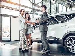 If you currently have auto insurance on a car, you typically have a grace period of seven to thirty days before you have to report your new car to your insurance company. How Soon After Buying A Car Do You Need Insurance