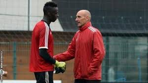 After being stuck behind zacharie boucher in the talent pool, mendy dropped down levels to play with cs municipaux le havre. Edouard Mendy How Chelsea S New Goalkeeper Beat Setbacks To Succeed Bbc Sport