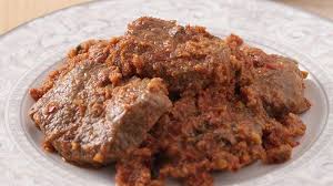 Rendang sapi khas minang menggunakan daging sapi bagian kepala. Cara Membuat Rendang Ide Olahan Daging Kurban Lezat Dan Awet Untuk Disimpan Tribun Jogja