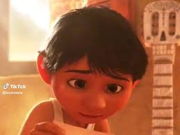 Billy Padilla-Harkness (@billy.padillahark)