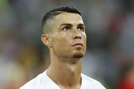 Regardless of your hair type, you'll find here lots of superb short hairdos, including short wavy hairstyles, natural hairstyles for short hair. Cristiano Ronaldo Hairstyle Portugal