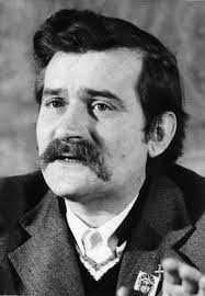 Czym teraz zajmuje się lech wałęsa dowiesz się z ↪ oko.press. Lech Walesa Biografia I Zyciorys 5 Ksiazek 3 Ciekawostki 2 Cytaty Wiek Wzrost Znak Zodiaku