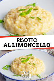Il risotto al panettone è sicuramente un piatto molto particolare anche solo a sentirsi, ma è un'ottima idea se volete se siete in cerca di risotti sfiziosi e originali, senza ombra di dubbio questo piatto. Ricette Per Risotti