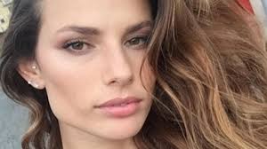 È morto a 27 anni il fratello di dayane mello e tutte le querelle da grande fratello perdono di significato. Dayane Mello Colpita Da Un Grave Lutto Morto Suo Fratello Com E Successo Lanostratv