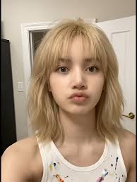 Blackpink Lisa Bald Spot