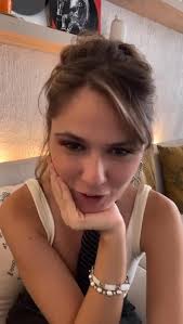 #Aguascalientes 🎸🎙️🌟, Sofia Stainer llega al Show Business Center con su  "México Tour 2025 Vol. 1" 🤩🎶, 📍 Show Business Center., 📅 Viernes 15 de  Agosto 2025. ⏰ 9:00 pm., Compra tus boletos en:, 🌐 ...