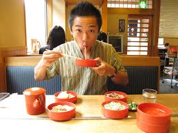 Resultado de imagen para sorber fideos japon