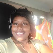 Happy Monday Yall!!!❣️❤️💕❣️❤️💕 Work Flow 🤑 💪 💰 🤑 Trucking and Truck  Stop Shenanigans 🧡💚🧡💚🧡💚