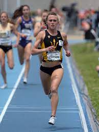 Shelby houlihan, the american record holder at 1500 and 5000 meters, hadn't raced since december of last year. Asu S Shelby Houlihan Goes For 2nd Ncaa 1500 Meter Title