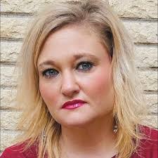 Ashley Magee's Instagram, Twitter & Facebook