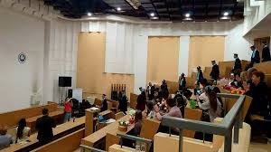 Comunicatii (servicii postale), telecomunicatii, radio si televiziune. Gaudeamus Igitur La Ubb Facultatea De Educatie Fizica Si Sport Foto