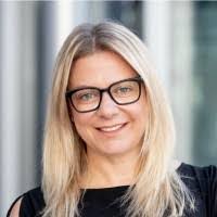 Jennifer Cardella's Instagram, Twitter & Facebook