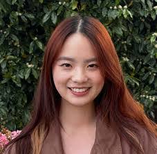 Tiffiny Lee's Instagram, Twitter & Facebook