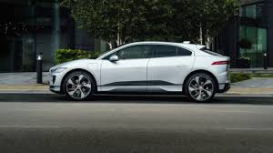 https://www.autoplus.fr/wp-content/uploads/autoplus/2021/11/jaguar-i-pace-2021-profil-729x410.jpg