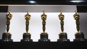 Februar 2021 stattfinden sollen, aufgrund der coronakrise verschob die academy of motion picture arts and sciences den termin aber um zwei. Neue Kriterien Oscarverleihung 2021 Wird Umgekrempelt Promiflash De