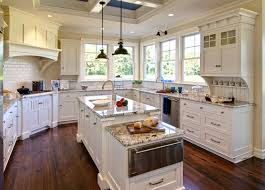 beach house style kitchen colonial