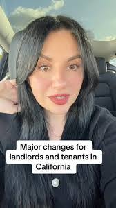 Diana Weems's Instagram, Twitter & Facebook